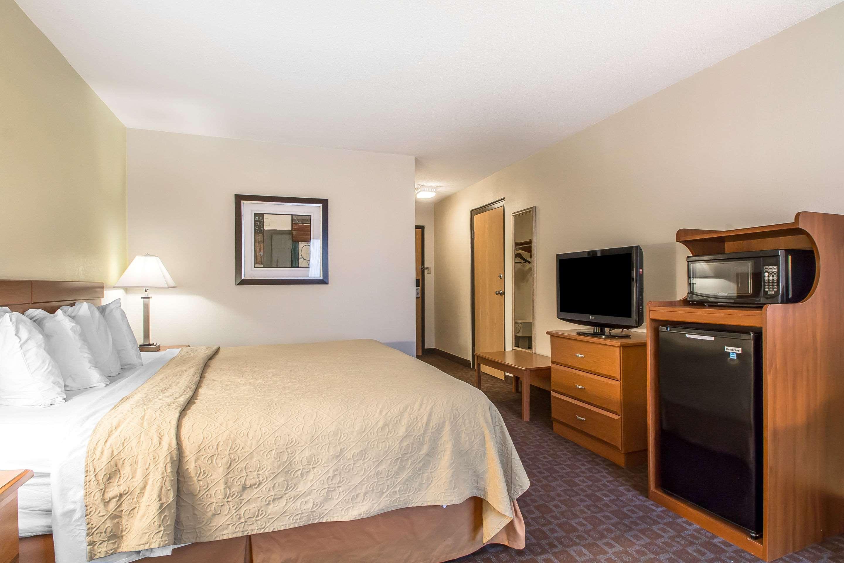 Quality Inn Morris I-80 Exterior photo